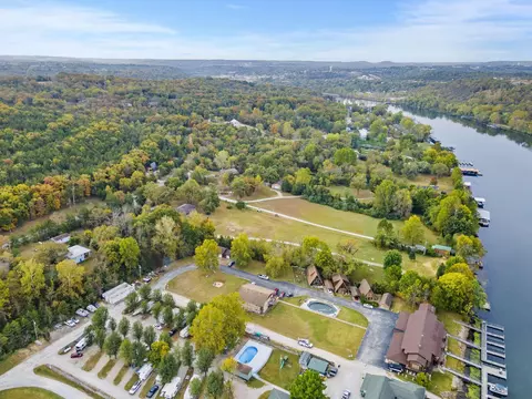 View/Area - 272 Valencia Rd #2, Branson, MO 65616 photo 5 of 12