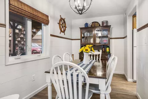 Dining - 272 Valencia Rd #2, Branson, MO 65616 photo 1 of 2
