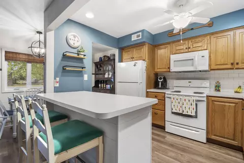 Kitchen - 272 Valencia Rd #2, Branson, MO 65616 photo 1 of 4