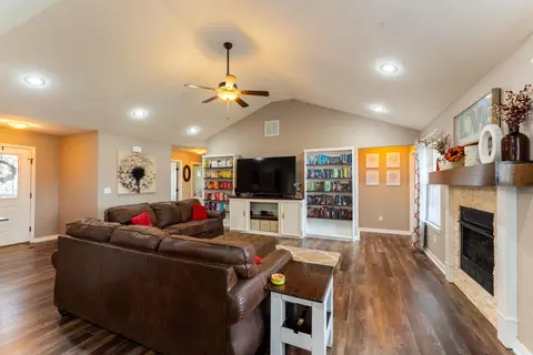 1961 S La Jolla St, Ozark, MO 65721 photo 10