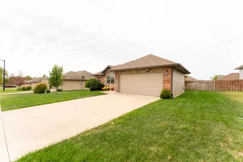 1961 S La Jolla St, Ozark, MO 65721 photo 3