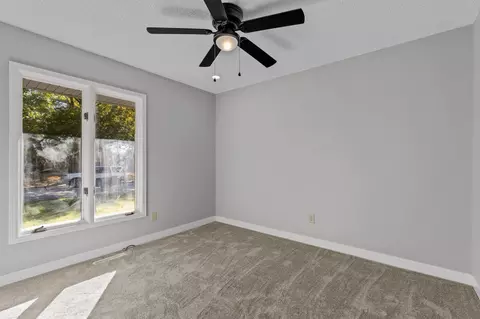 2835 W Maplewood St, Springfield, MO 65807 photo 12