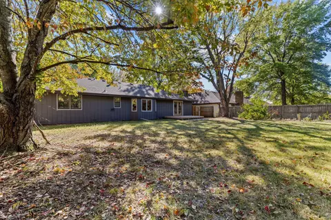 2835 W Maplewood St, Springfield, MO 65807 photo 27