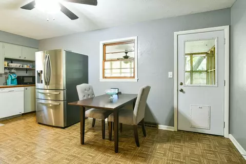 520 S Forest Ct, Springfield, MO 65806 photo 21