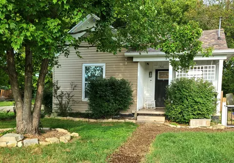 1700 N Irving Ave, Springfield, MO 65803 photo 2
