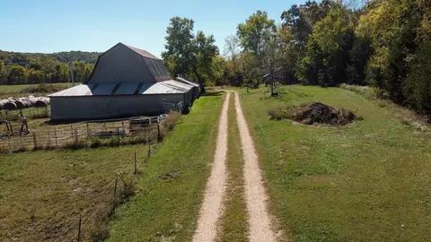 17647 Auburn Rd, Conway, MO 65632 photo 5