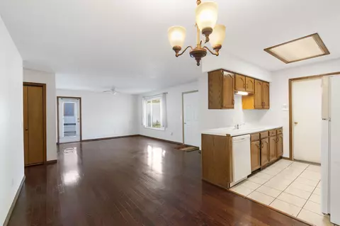 1034 W Catalpa St, Springfield, MO 65807 photo 9