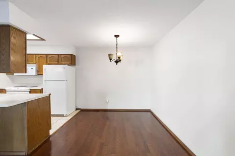 1034 W Catalpa St, Springfield, MO 65807 photo 8