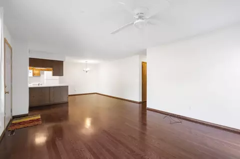1034 W Catalpa St, Springfield, MO 65807 photo 6
