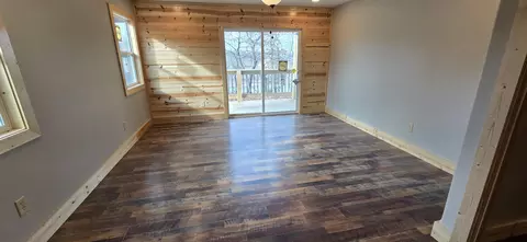 Living - 26648 Sandy Shores Rd, Shell Knob, MO 65747 photo 5 of 6