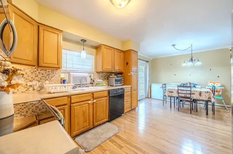 2439 N Franklin, Springfield, MO 65803 photo 4
