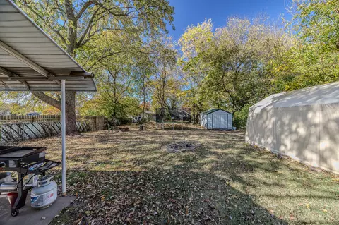2439 N Franklin, Springfield, MO 65803 photo 13