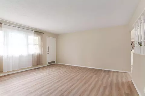 814 N Belview Ave, Springfield, MO 65802 photo 9