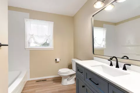 814 N Belview Ave, Springfield, MO 65802 photo 8