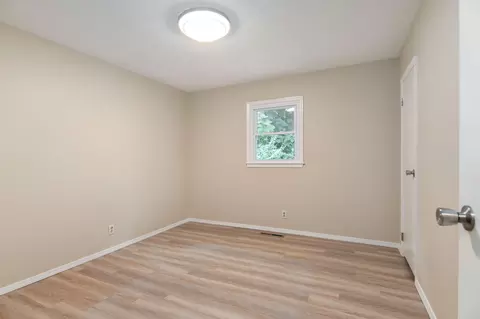 814 N Belview Ave, Springfield, MO 65802 photo 10