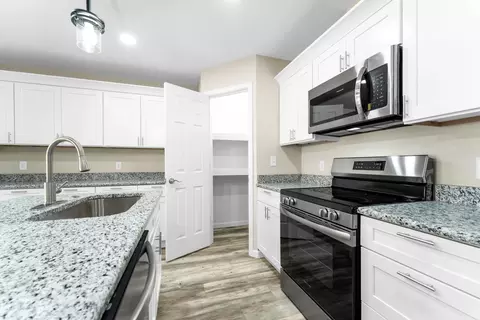 136 Mound St, Forsyth, MO 65653 photo 9