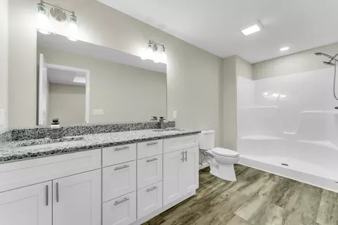 136 Mound St, Forsyth, MO 65653 photo 2
