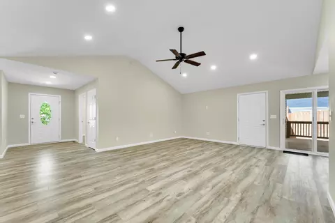136 Mound St, Forsyth, MO 65653 photo 6