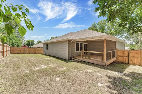 Exterior - 146 Mound St, Forsyth, MO 65653 photo 1 of 4