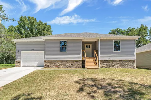 Exterior - 146 Mound St, Forsyth, MO 65653 photo 3 of 4