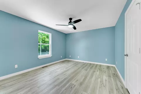 Bedroom - 146 Mound St, Forsyth, MO 65653 photo 1 of 1
