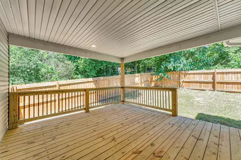 Exterior - 146 Mound St, Forsyth, MO 65653 photo 2 of 4