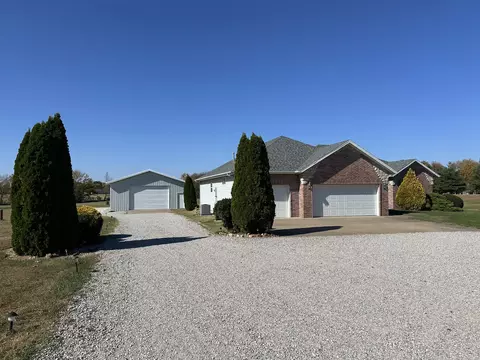 133 Bettington Ct, Ozark, MO 65721 photo 2