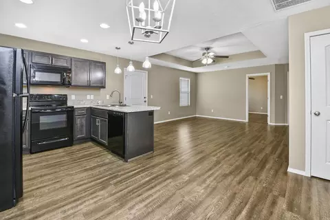 5533 W Yew St, Springfield, MO 65802 photo 7