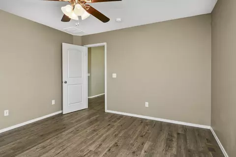 5533 W Yew St, Springfield, MO 65802 photo 16