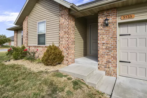 5533 W Yew St, Springfield, MO 65802 photo 4