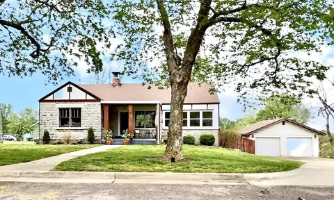 7 Sunset Dr, Monett, MO 65708 photo 2