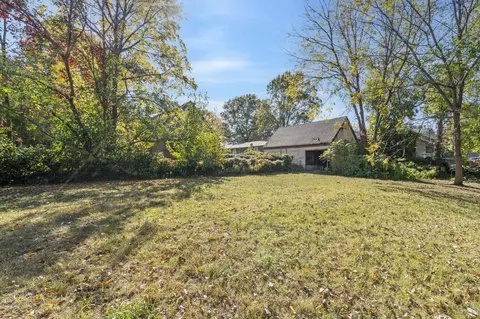 1351 Elm St, Springfield, MO 65802 photo 37