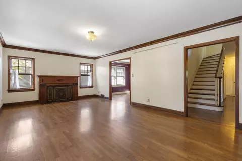 1351 Elm St, Springfield, MO 65802 photo 3