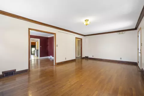 1351 Elm St, Springfield, MO 65802 photo 6