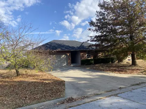 307 E Pintail Dr, Ozark, MO 65721 photo 2