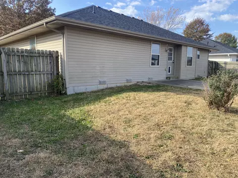 307 E Pintail Dr, Ozark, MO 65721 photo 4