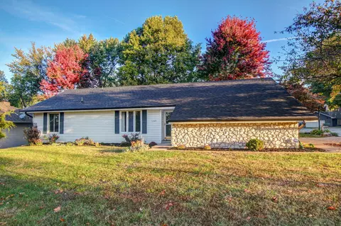 1289 E Briar St, Springfield, MO 65804 photo 4