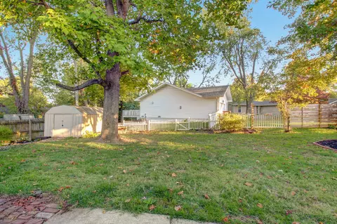 1289 E Briar St, Springfield, MO 65804 photo 23