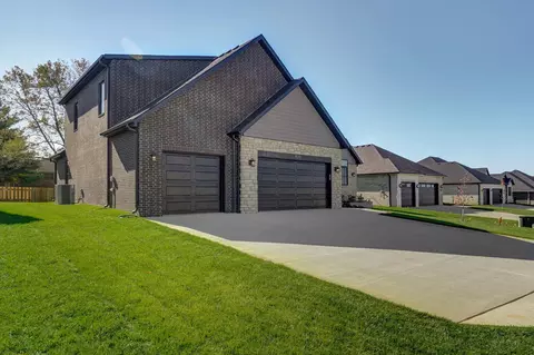 4540 E Hidden Oak St, Springfield, MO 65802 photo 3