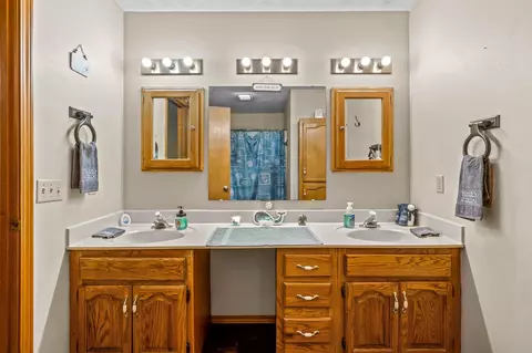 104 S Inmon St, Clever, MO 65631 photo 14