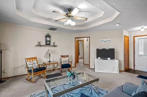104 S Inmon St, Clever, MO 65631 photo 5