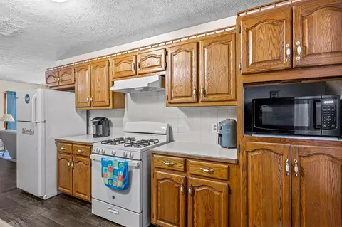 104 S Inmon St, Clever, MO 65631 photo 10