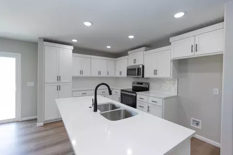 877 S Parkside Cir, Nixa, MO 65714 photo 11