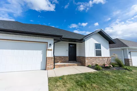 877 S Parkside Cir, Nixa, MO 65714 photo 2
