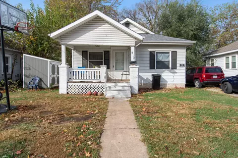 919 S Weaver Ave, Springfield, MO 65806 photo 1