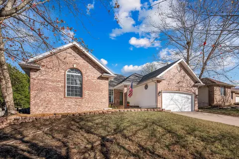 5118 S Sterling Ct, Springfield, MO 65810 photo 3
