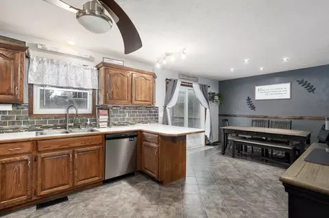 1904 E Samuel J St, Ozark, MO 65721 photo 15