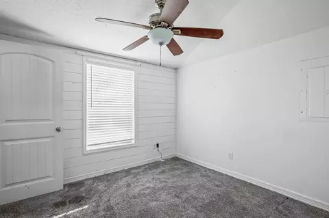 3216 W Page St, Springfield, MO 65802 photo 10