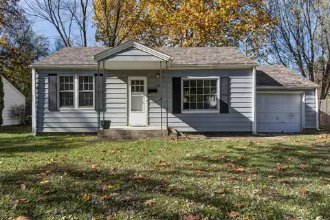 1143 S Crutcher Ave, Springfield, MO 65804 photo 1