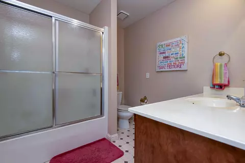 1318 W Swallow St, Springfield, MO 65810 photo 14